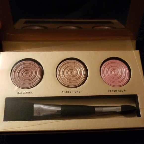 Illuminator Palette - Picture 7 of 7